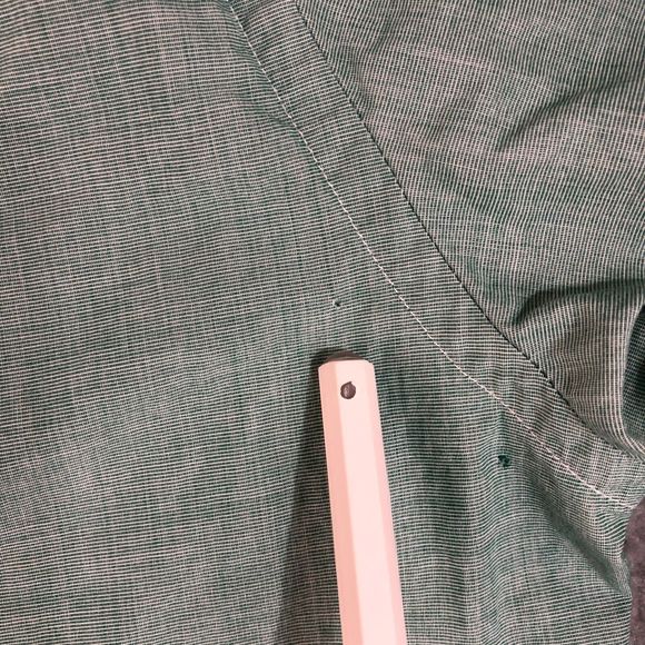 J. Crew Shirt Mens Large Green Casual Collar Button Down Outdoor Gorpcore Preppy - Picture 3 of 9